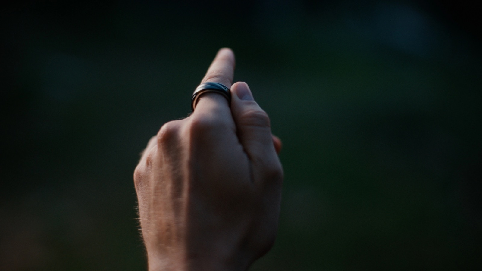 A close-up of Glorify Ring during a gentle reminder