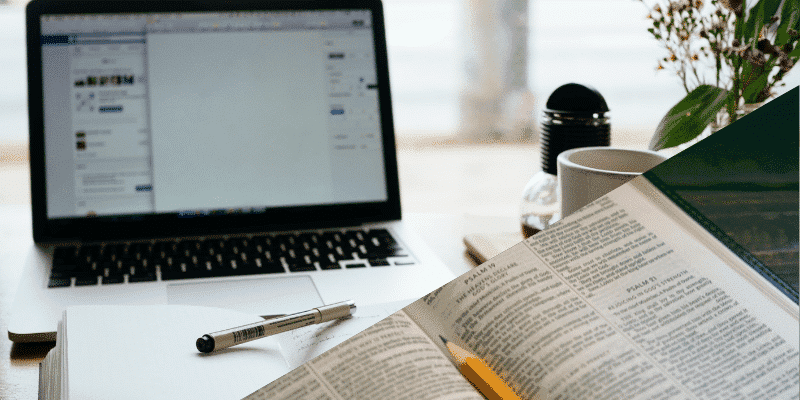 7 Principais Ferramentas de Estudo Bíblico